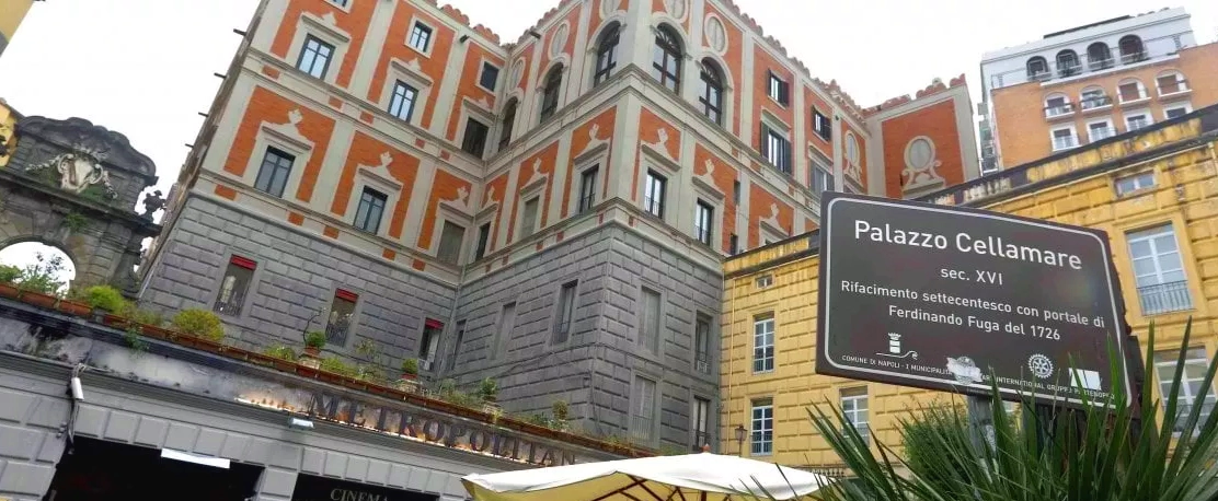 Palazzo Cellamare, l'antico palazzo Francavilla in via Chiaia, dove Hackert abitava un'ala.